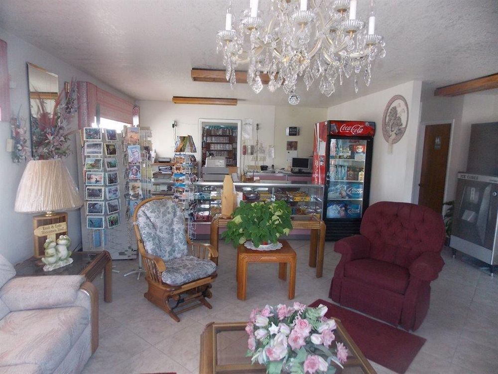 Aquarius Inn Bicknell エクステリア 写真